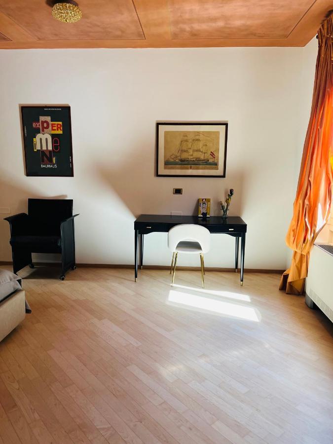 Casa Nina Centro Acomodação com café da manhã  *