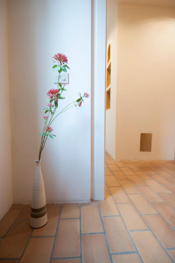 Urban Retreat - Ambrogiohost Apartment