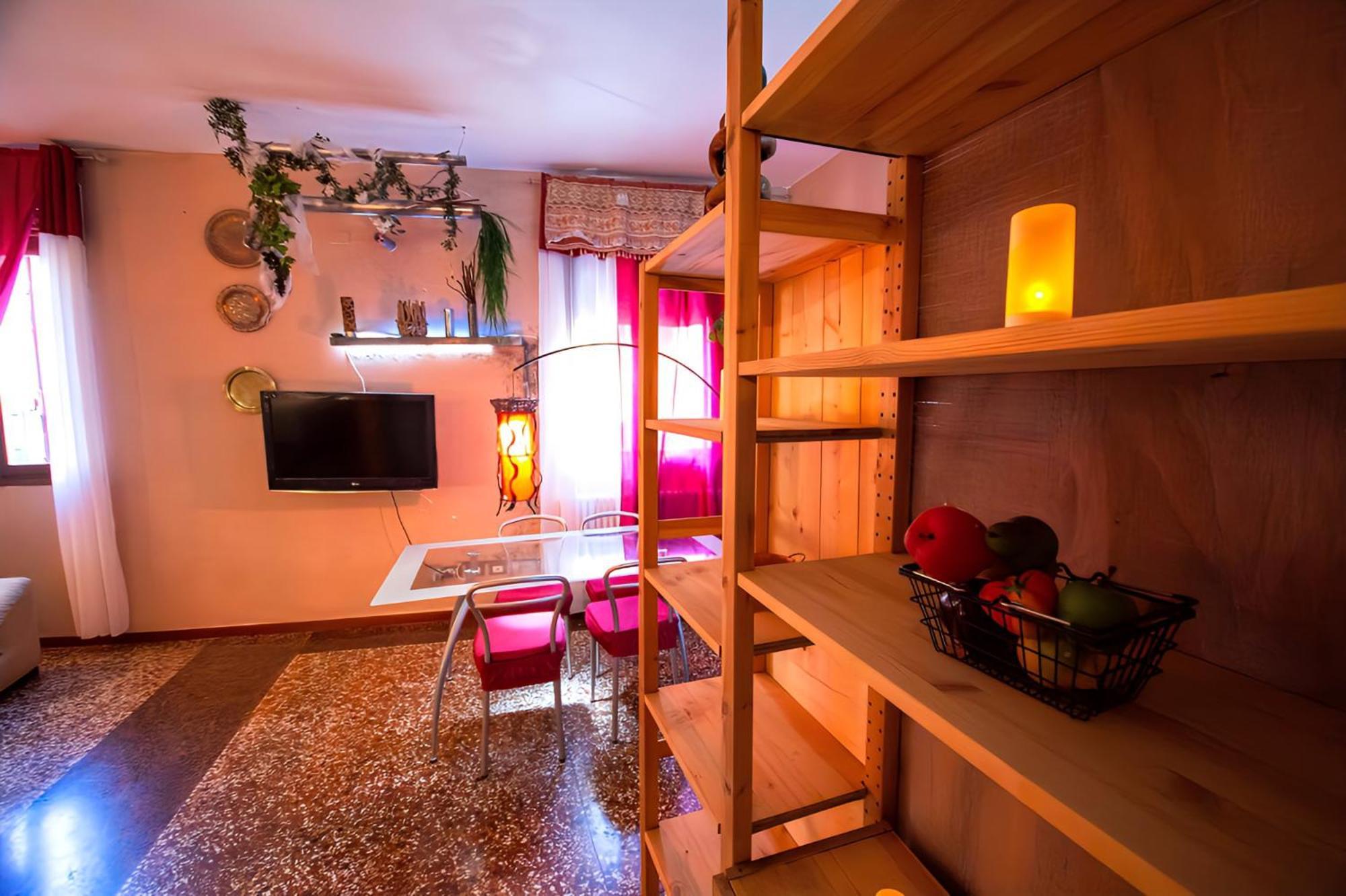 Zamboni House Deluxe Apartamento *