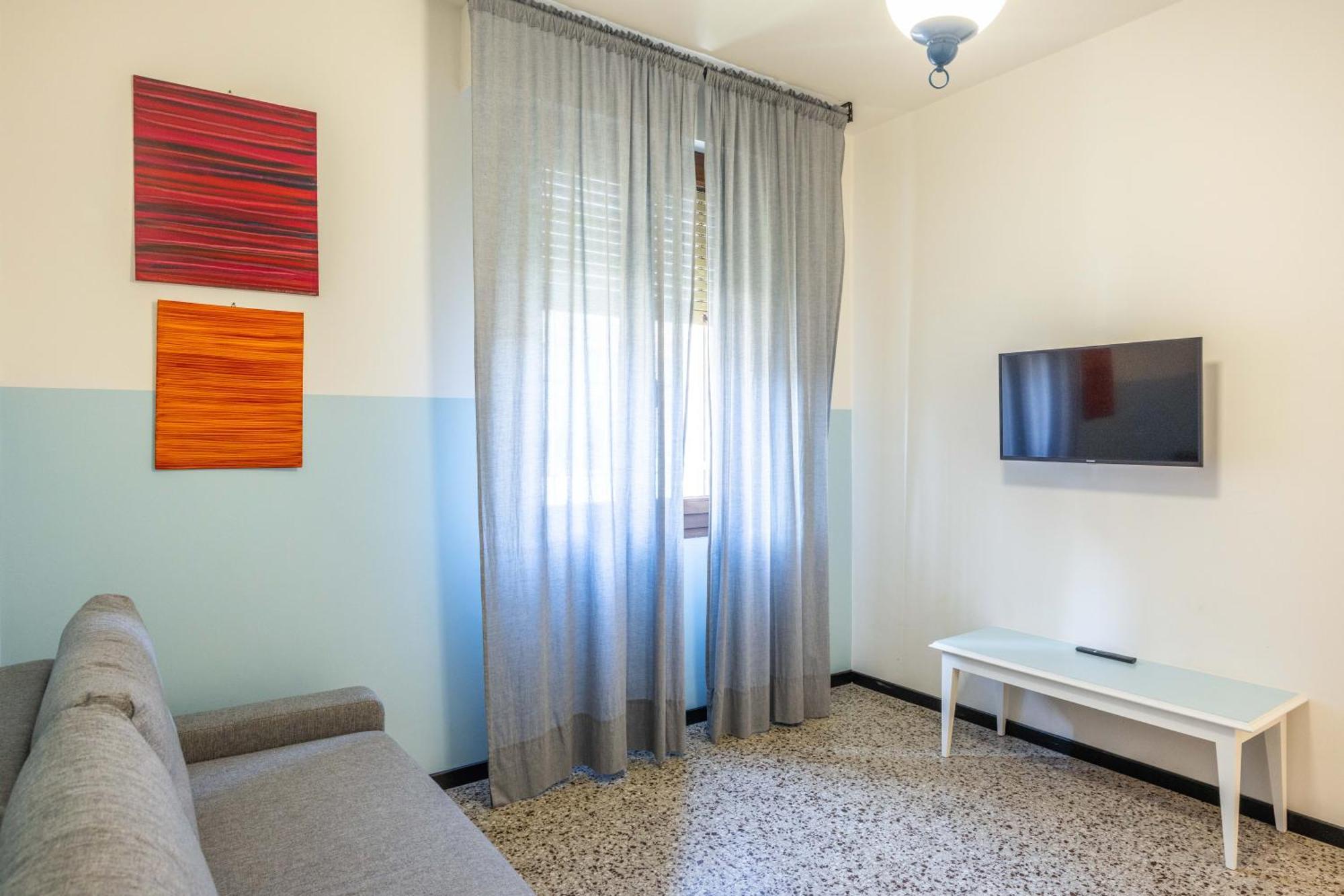 Bartoli Holidays, By Short Holidays Guest house