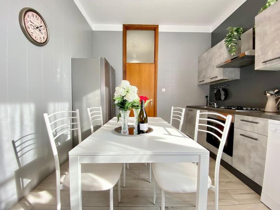 Attico Costa 17 5 Minuti A Piedi Dalla Stazione Appartement Bologna