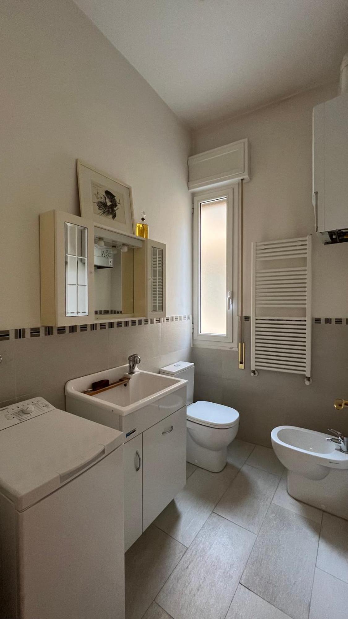 Charming Near Saragozza Apartment *