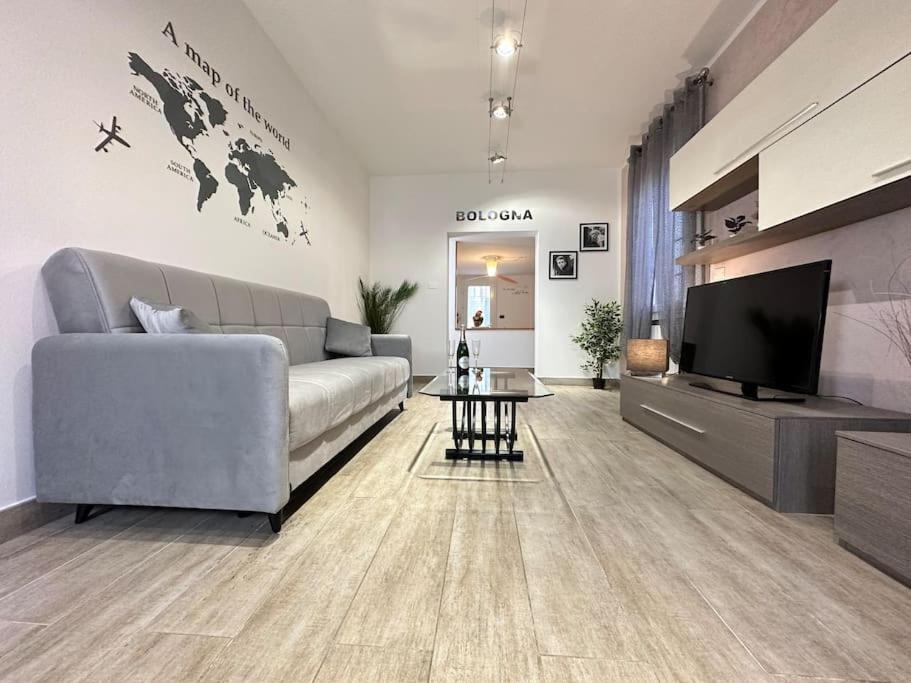 Marconi Free Parking / Near The Airport * Bologna