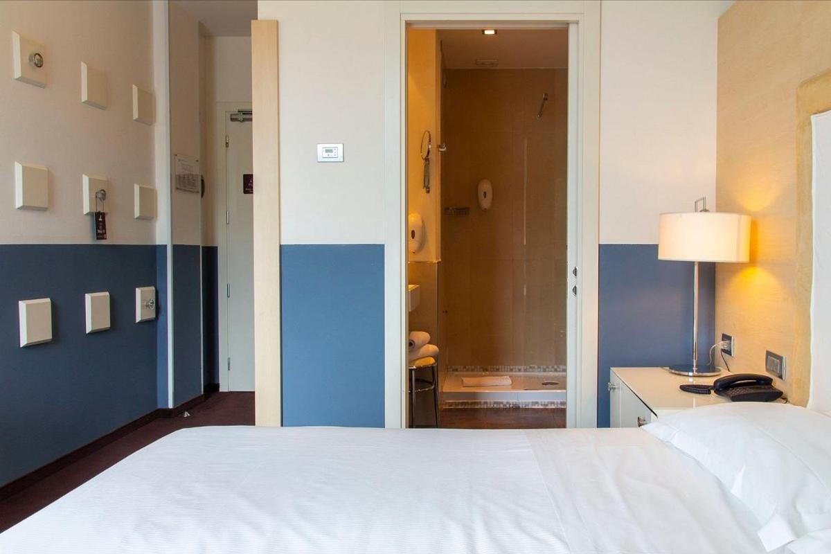 4 Viale Masini Hotel Bologna
