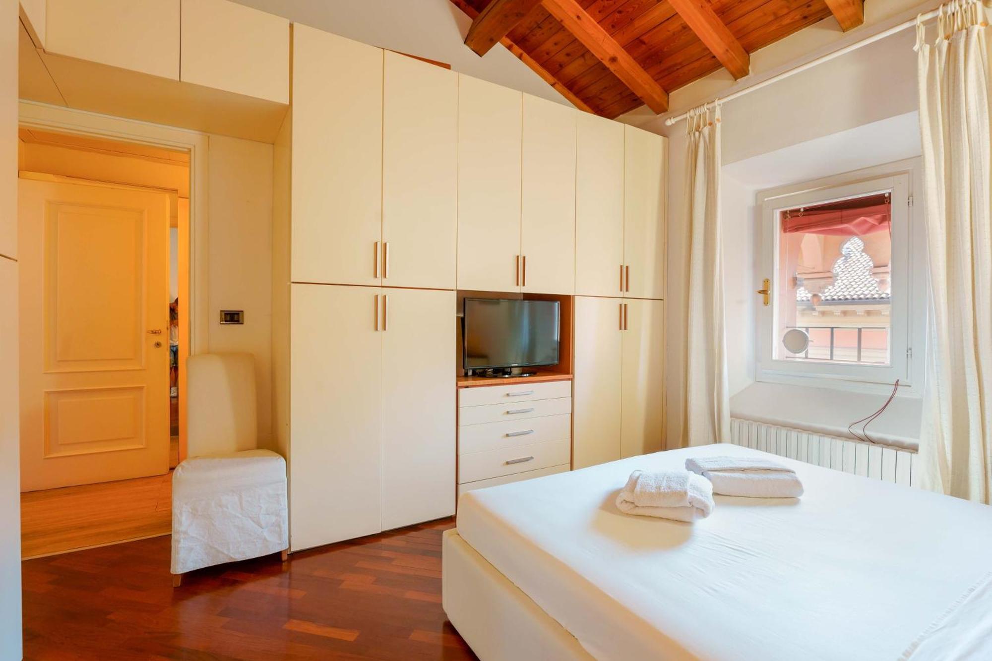 Rooftopbo Centro Storico Apartment Bologna