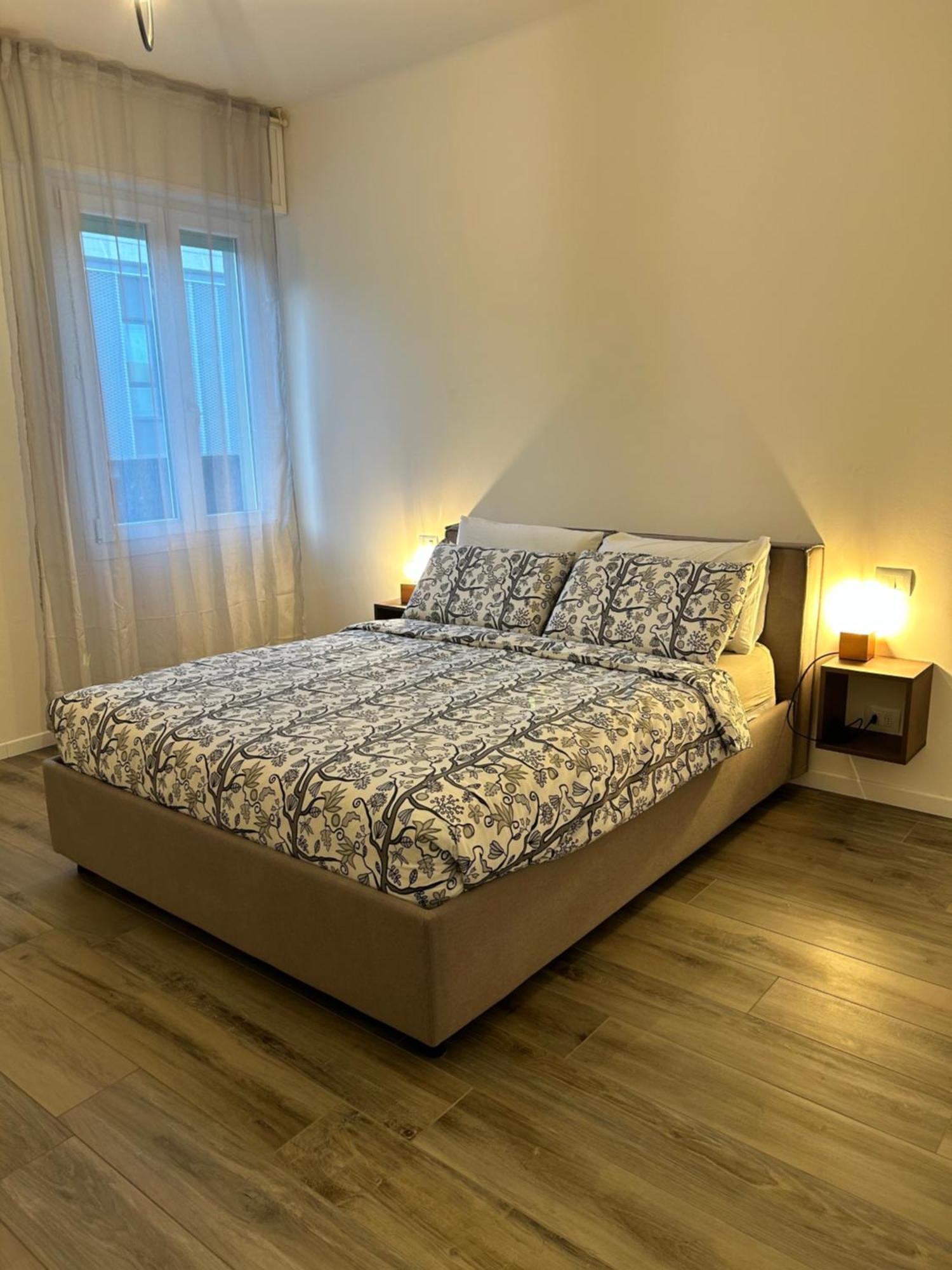 Modern Centraal Gelegen In Bologna. Apartment *
