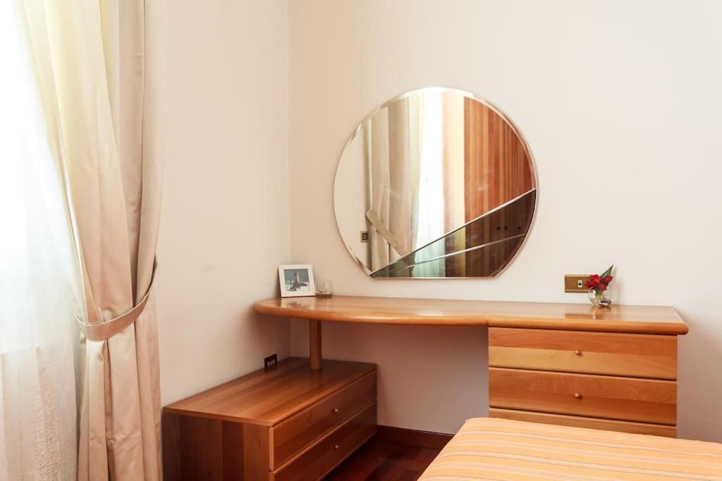 Apartment Tonyman Apartment 1 *