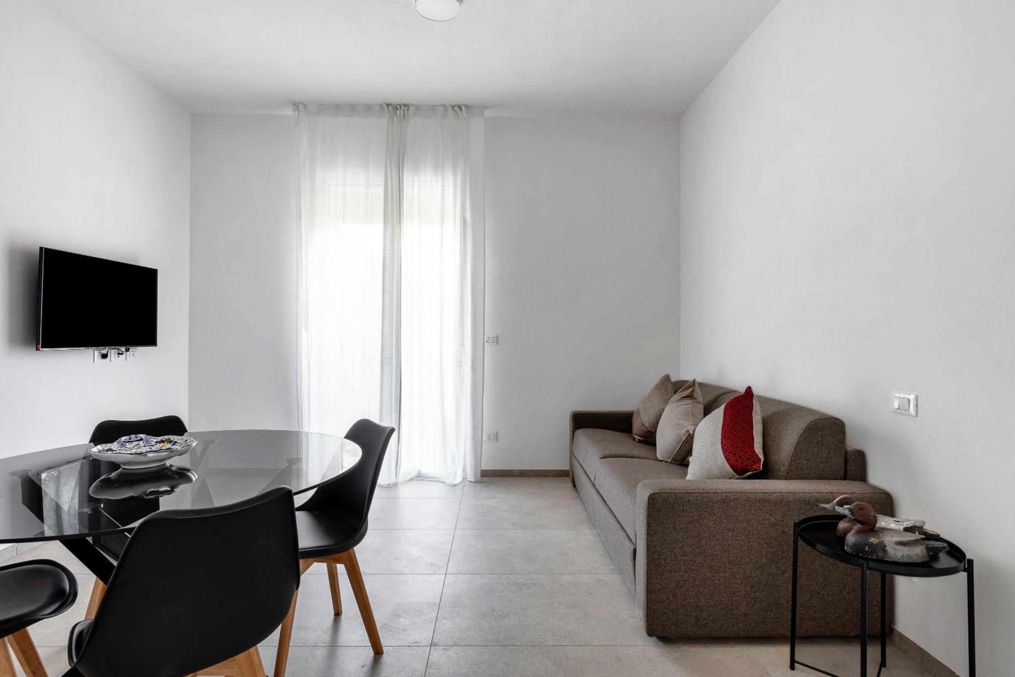 Apartment Le Dodici Porte - Porta San Vitale 8 By District *