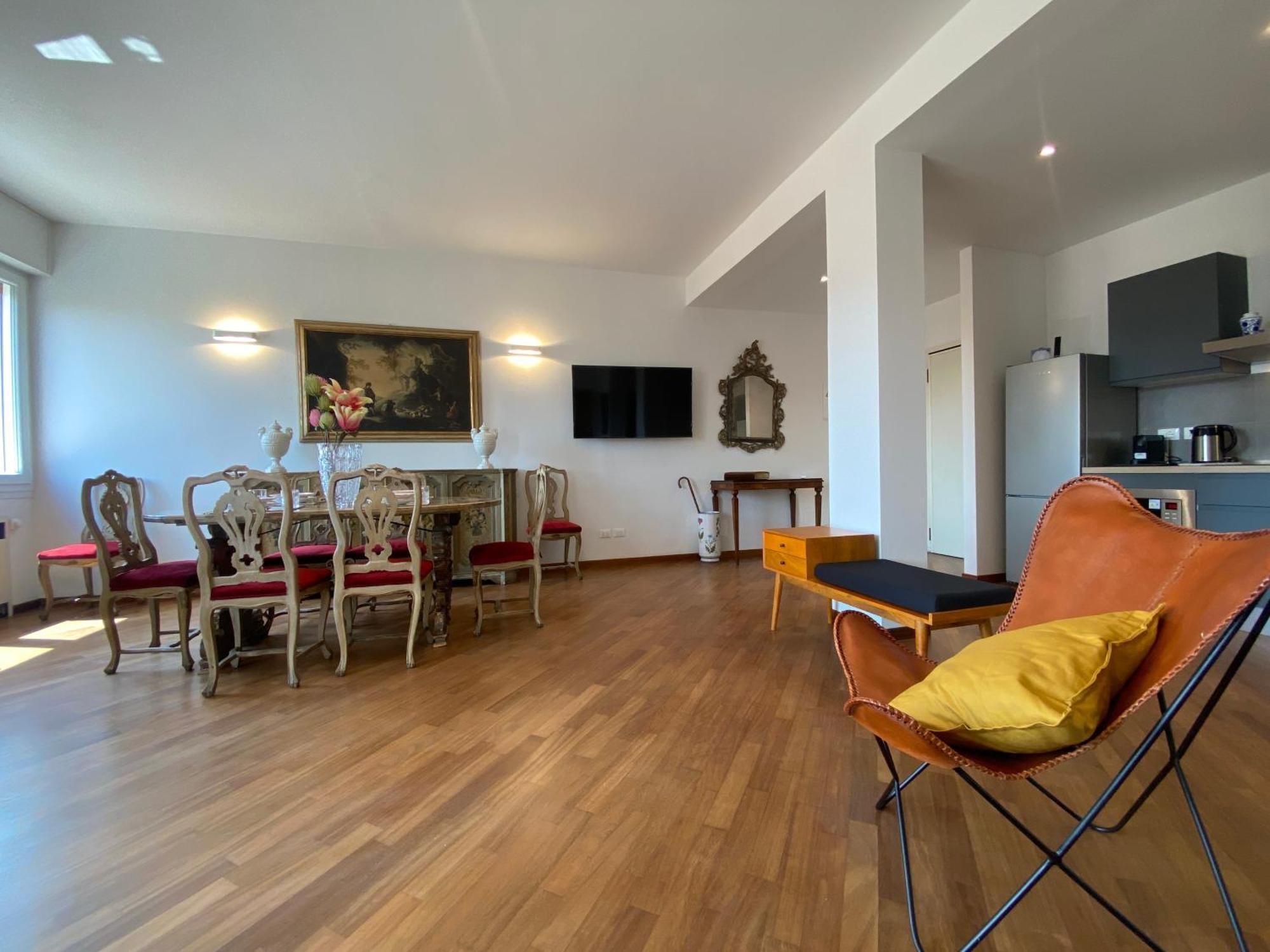 Casa Riva Centro Apartment