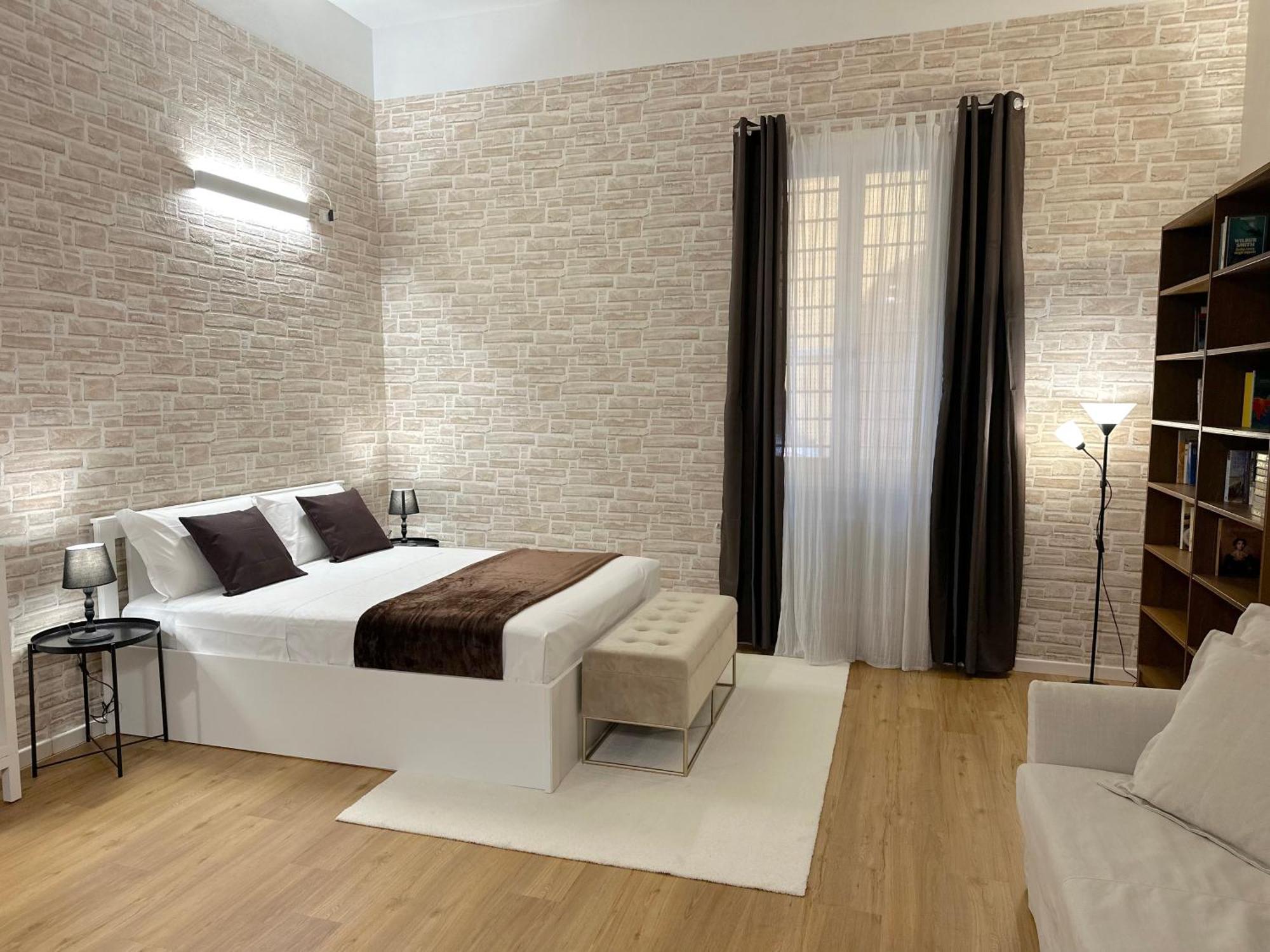 No Name Prestige Apartment *