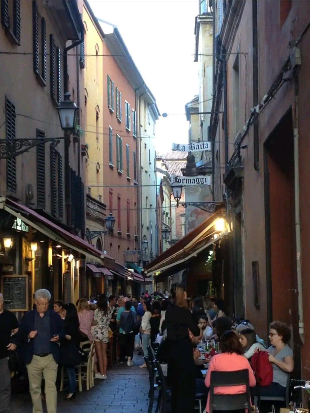 Secret Terrace Downtown Loft, Rooftop Terrace, 2 Bedrooms, Ac Apartamento Bolonha