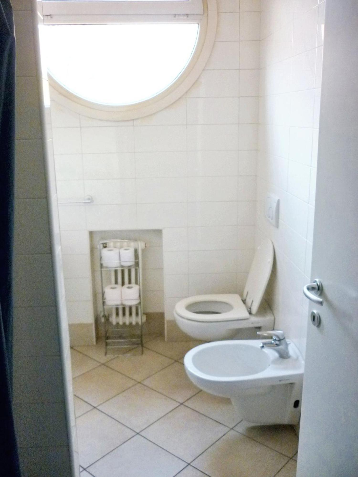Charming Near Historic Centre 45 M² + Parking Bologna