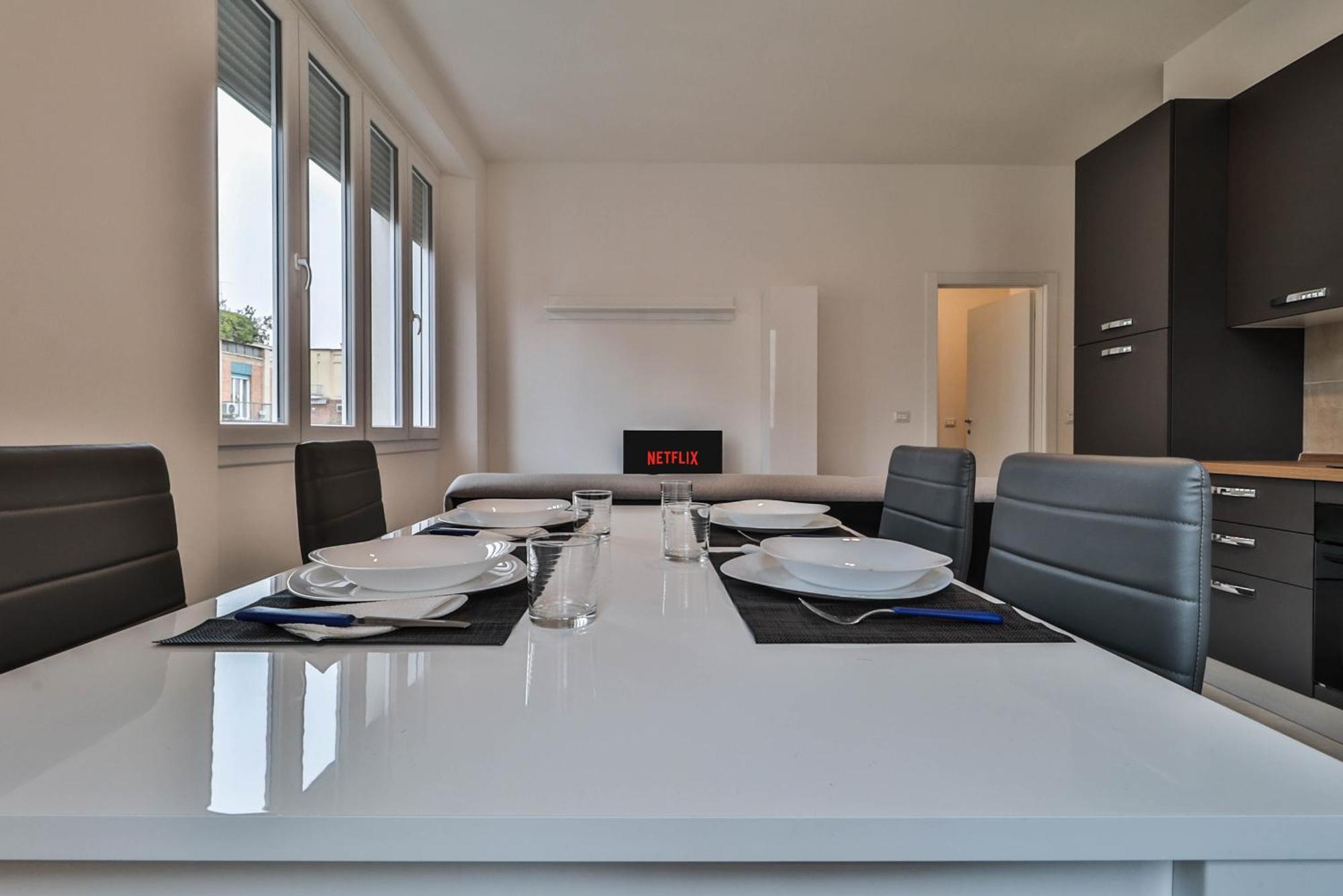 Arcos - 10 Minutes Walk To Piazza Maggiore Apartamento *