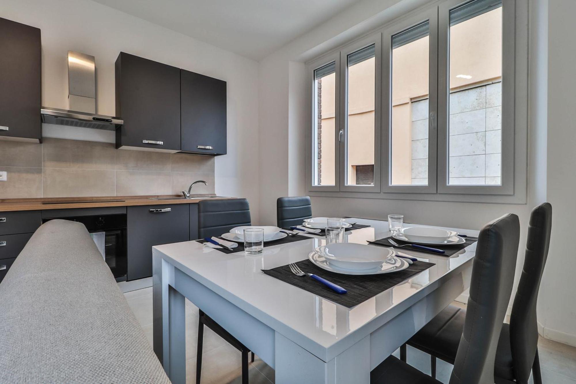 Arcos - 10 Minutes Walk To Piazza Maggiore Appartement
