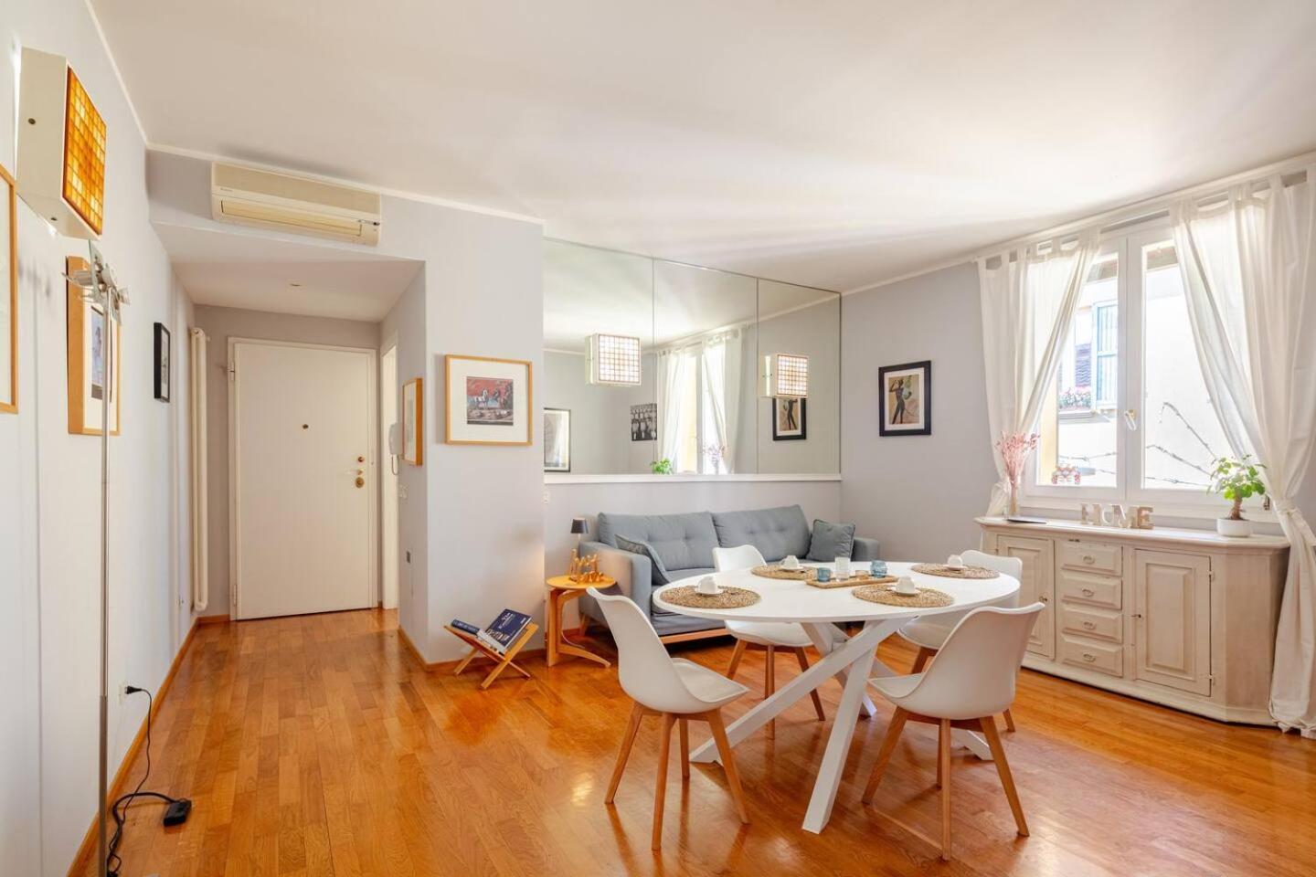 Privatunterkunft Santo Stefano Square *