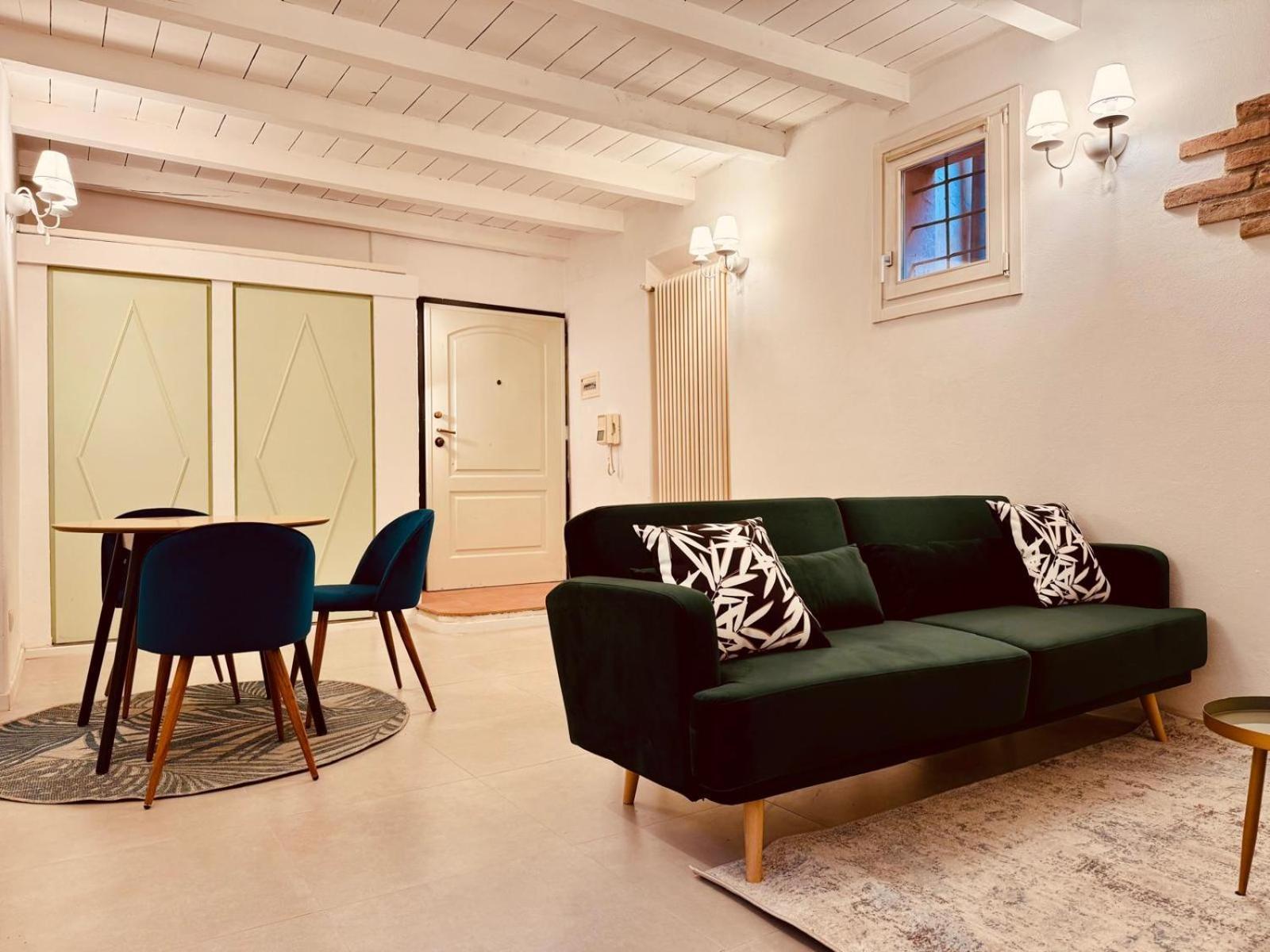 Apartment Collegio Di Spagna The Place *
