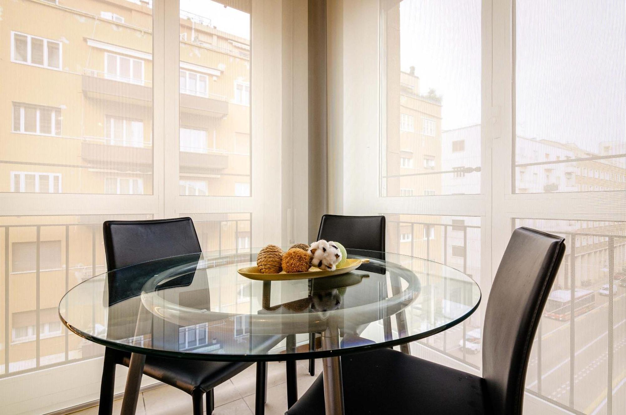 Large And Bright In The Heart Of Apartment Bologna