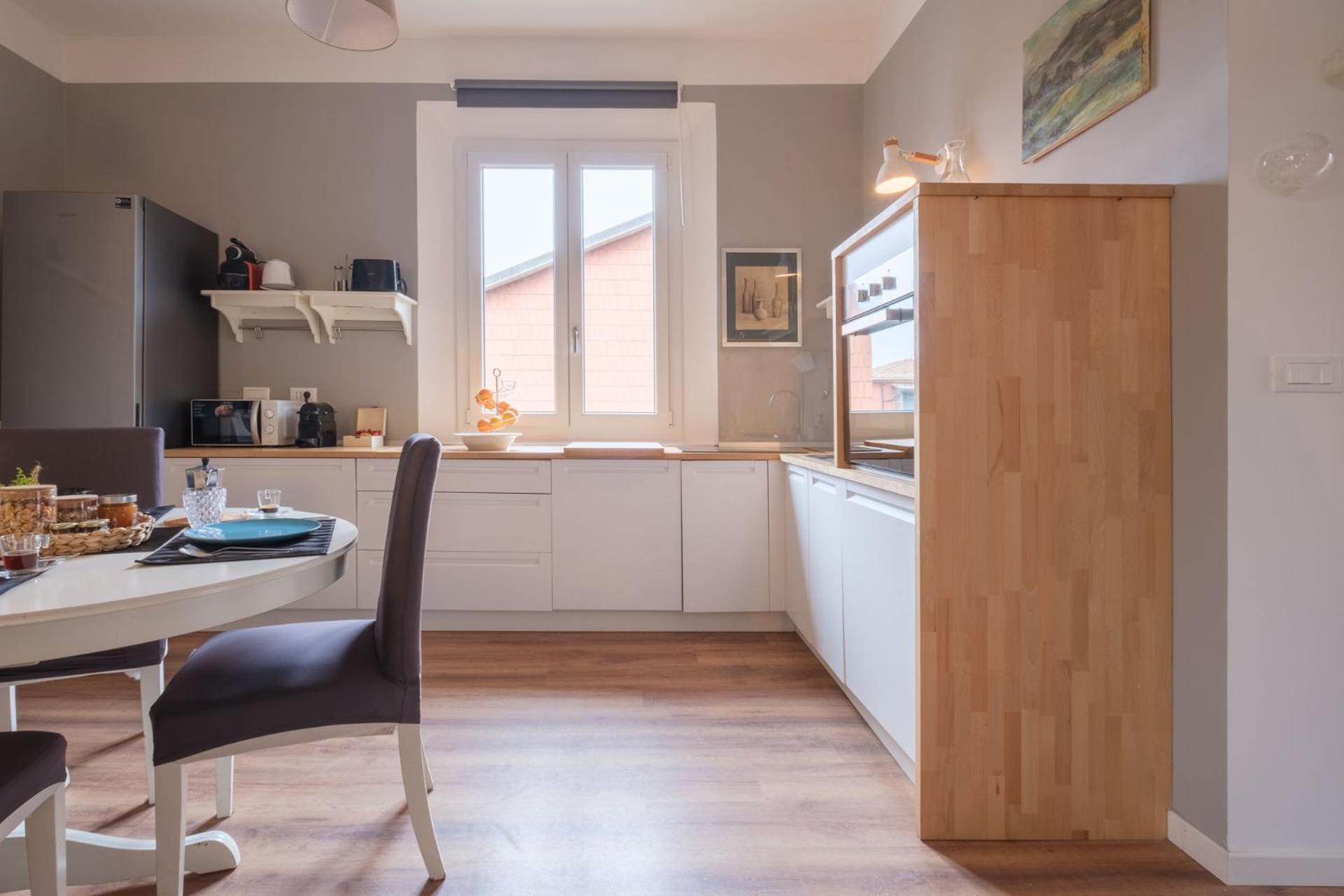 Elegance And Comfort In The Heart Of Bologna