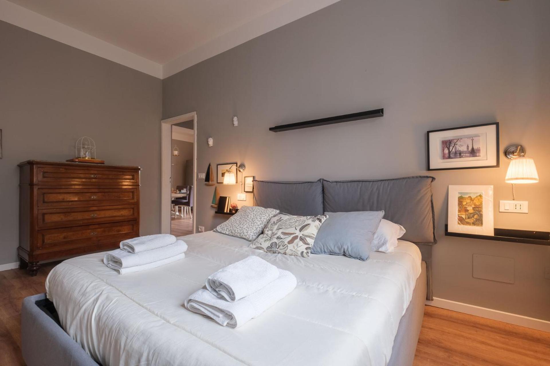 Elegance And Comfort In The Heart Of Apartment Bologna