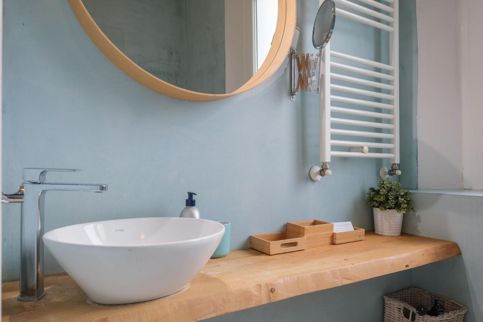 Elegance And Comfort In The Heart Of Bologna
