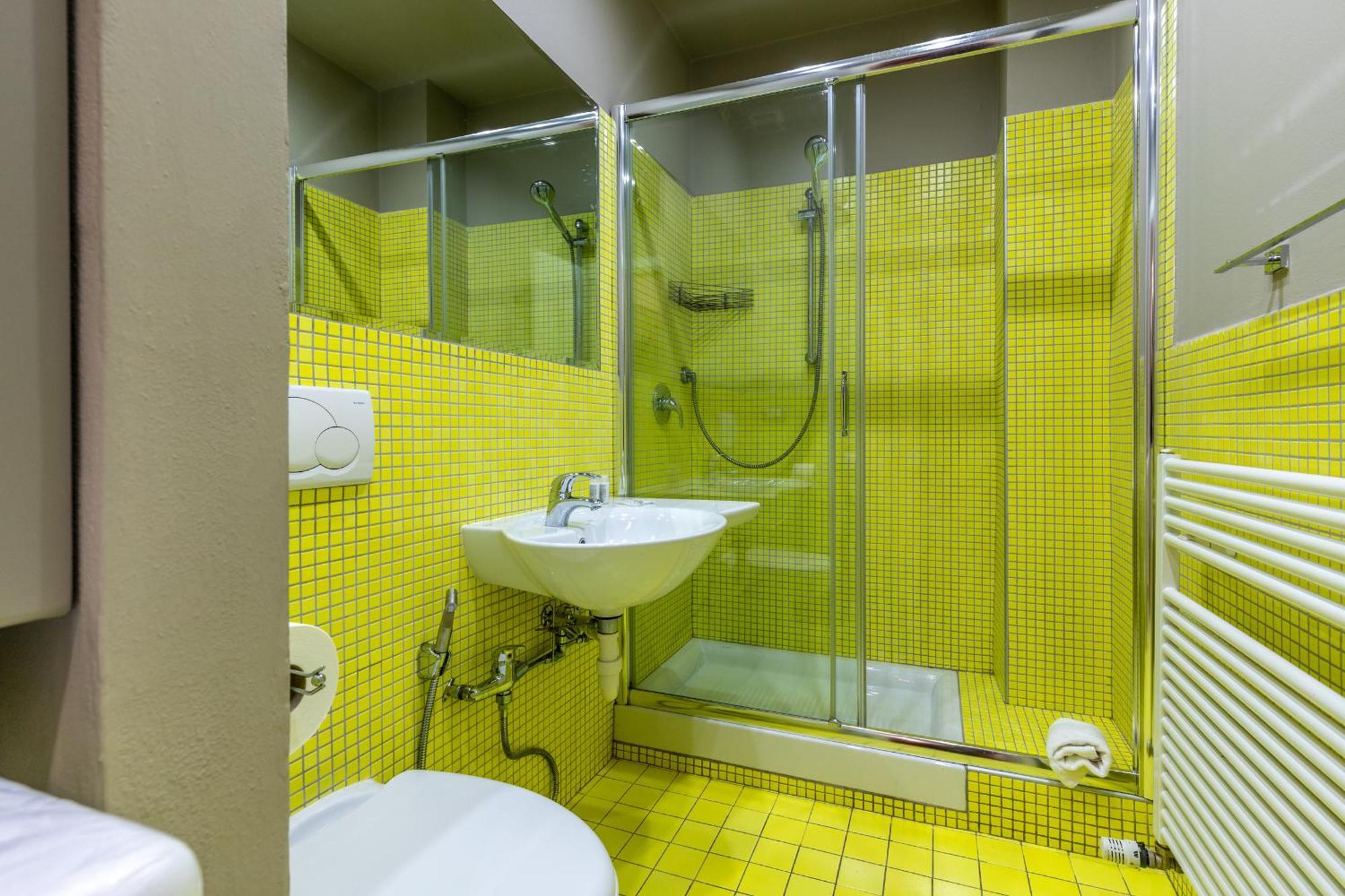 Housmart Azzo Gardino 4 Apartamento *