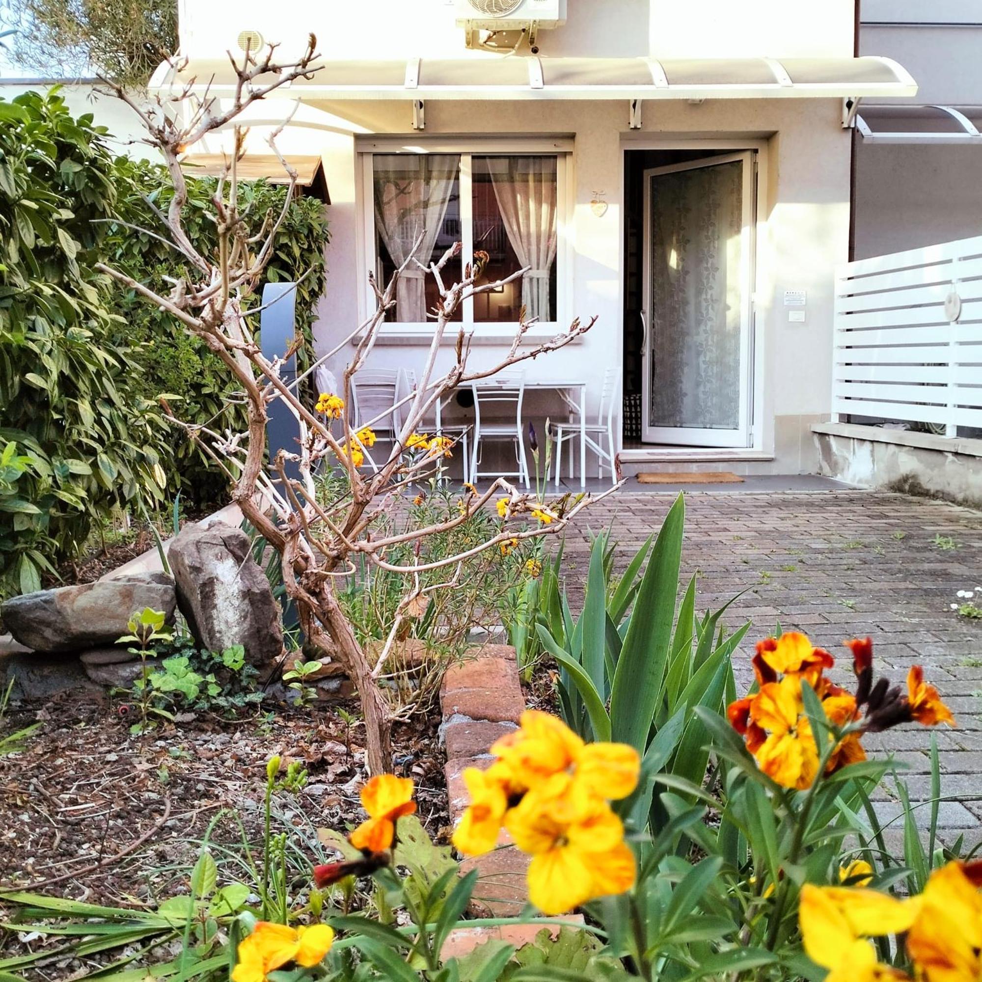 Apartment Signorini - Bolognaholidayhome - House Garden Reserved Parking Bologna