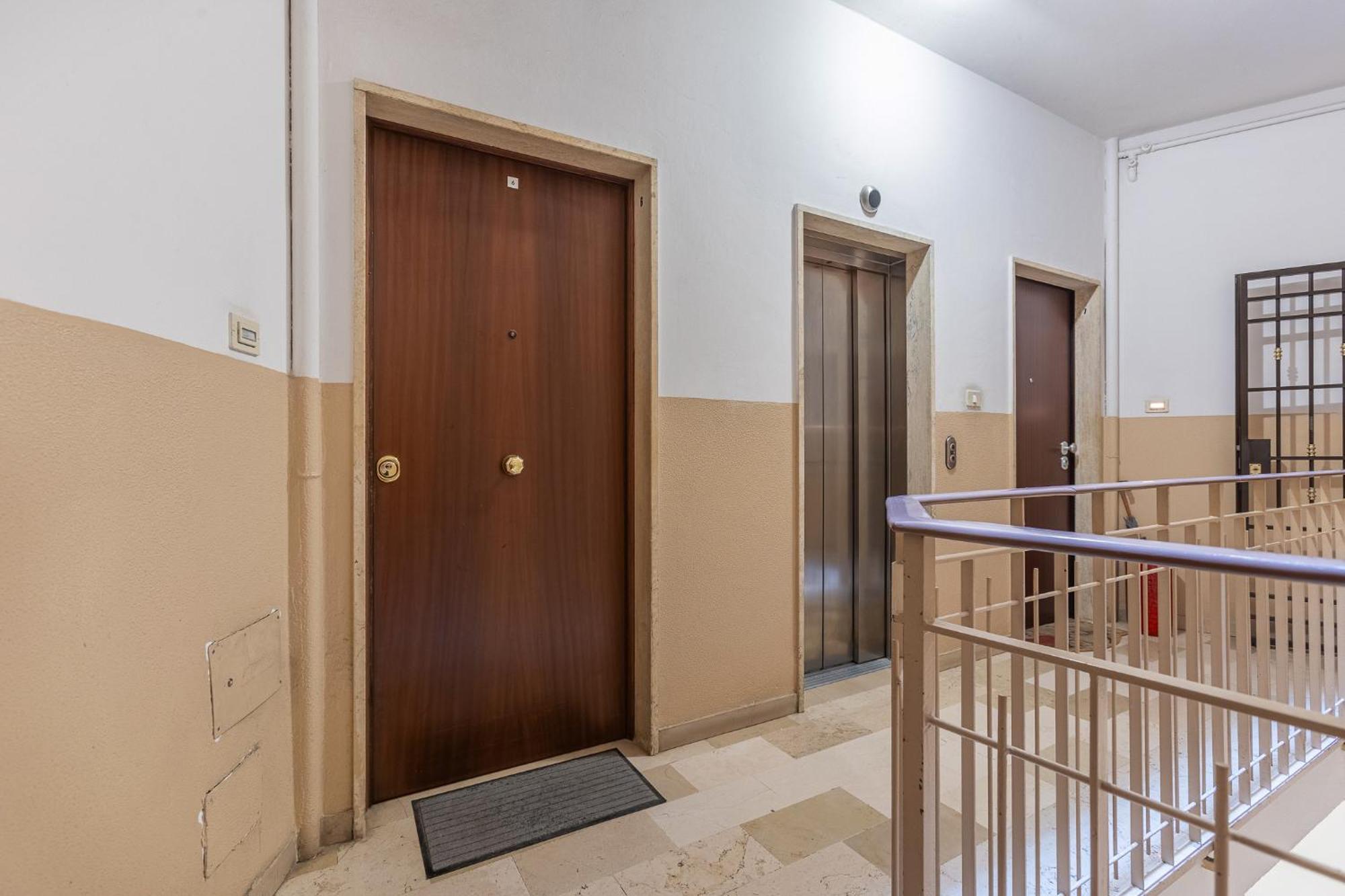 Guesthost - Maggiore Hospital & Ara Stadium X4 Apartment Bologna