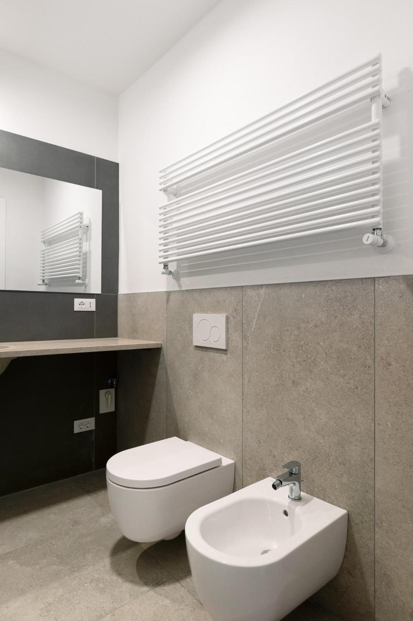 Le Dodici Porte - Porta Lame 3 By District Apartment