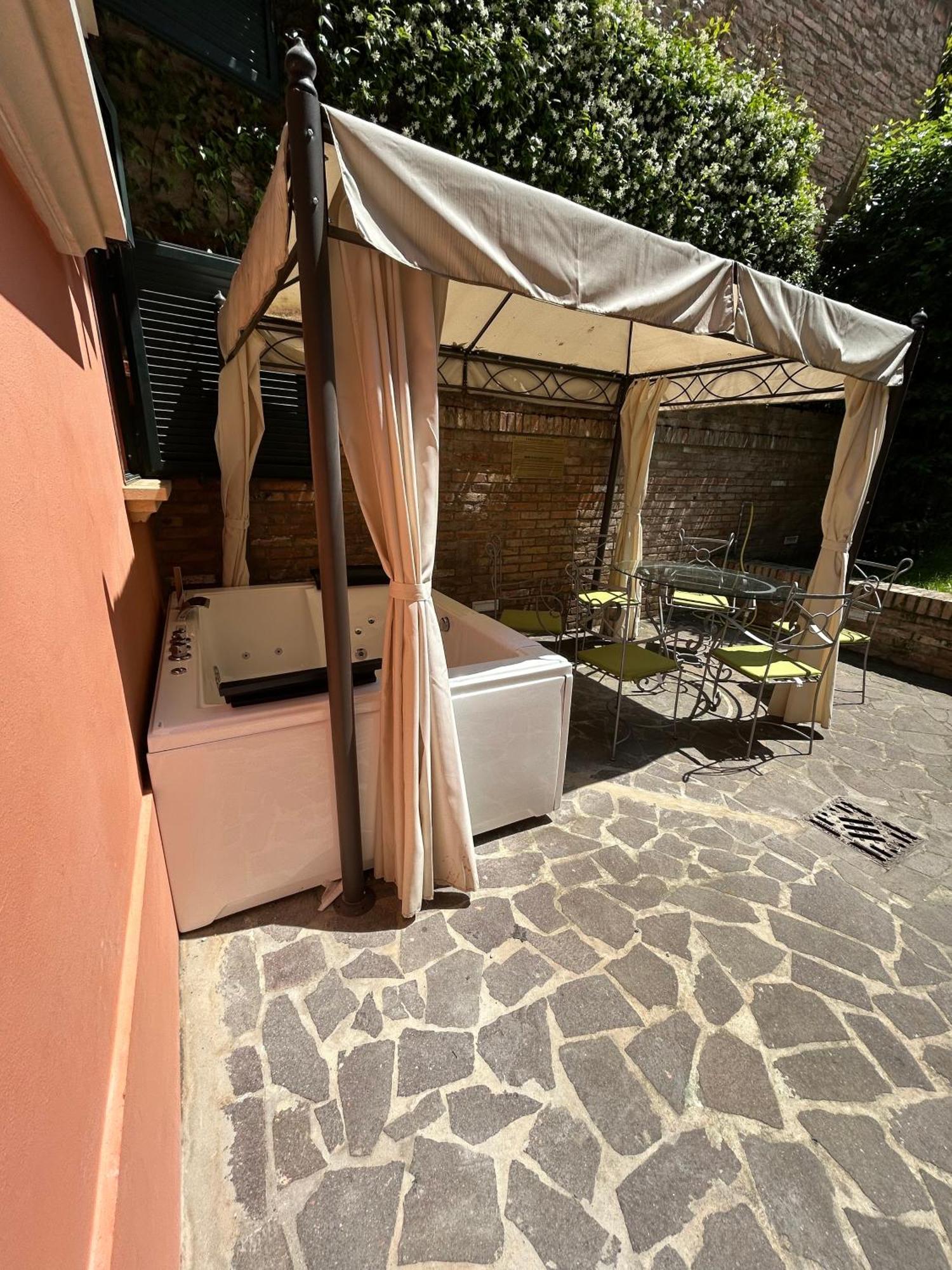 Ferienhaus Isaia Garden - Bolognarooms *
