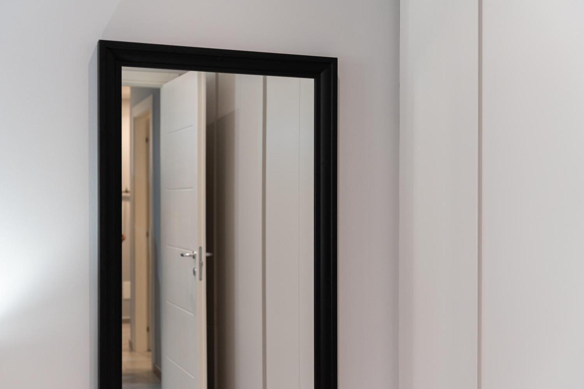 Apartment Design In The Heart Of Bolognas History 1