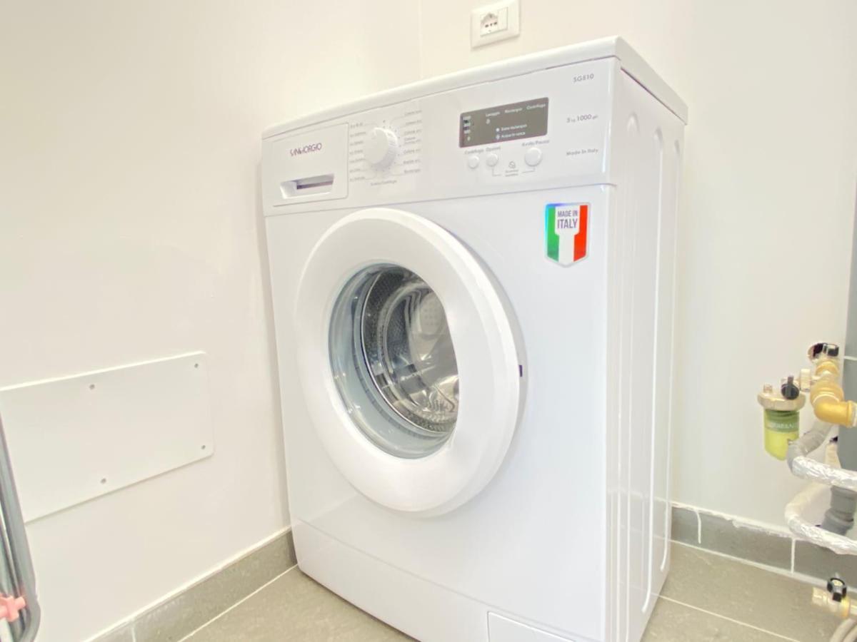 Emilia 8 Apartment Bologna