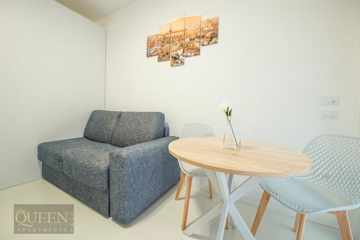 Queen Martinne For Long Rent