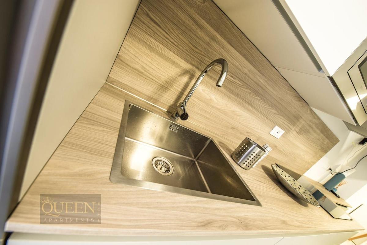 Queen Martinne For Long Rent * Bolonha