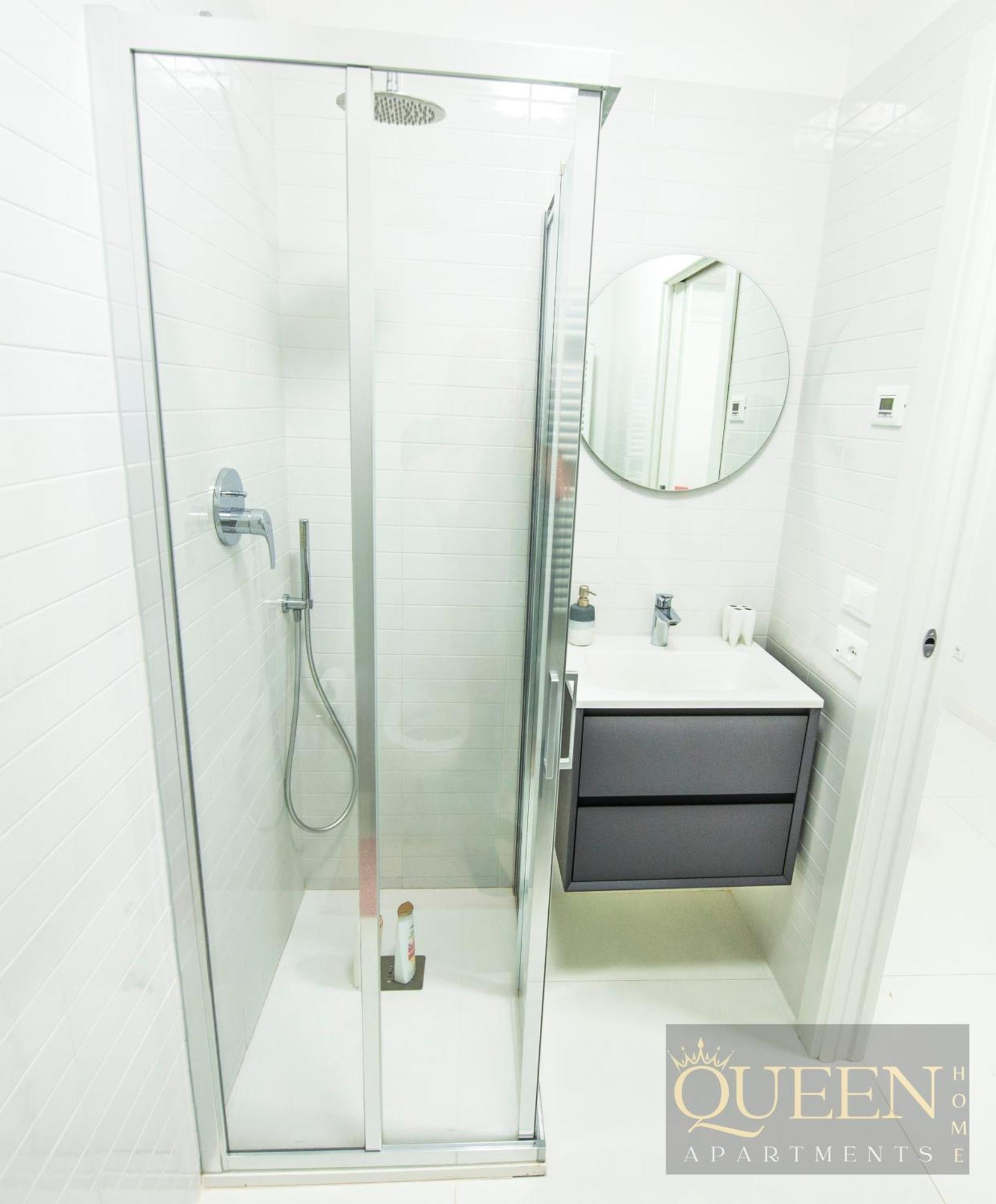 Queen Martinne For Long Rent Bolonha
