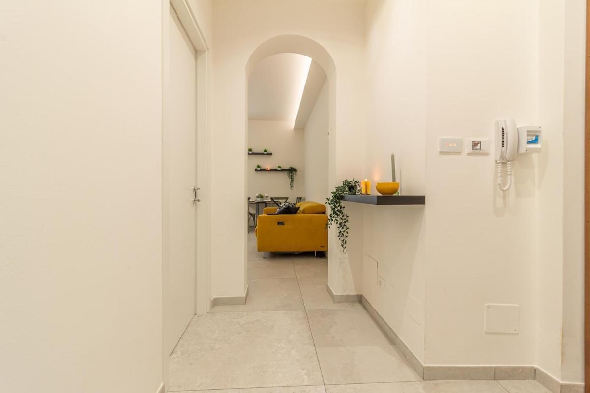 Ampio In Corte Con Doppio Parcheggio Privato * Bologna
