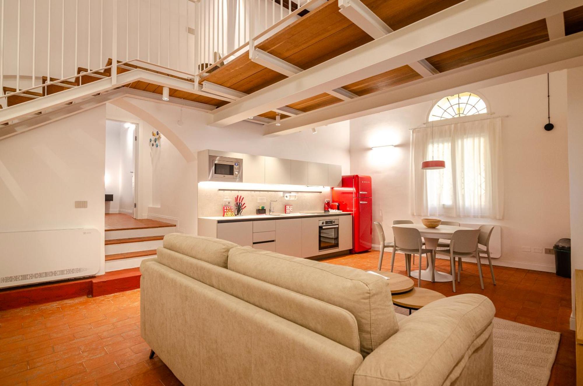 Apartment Hermathena