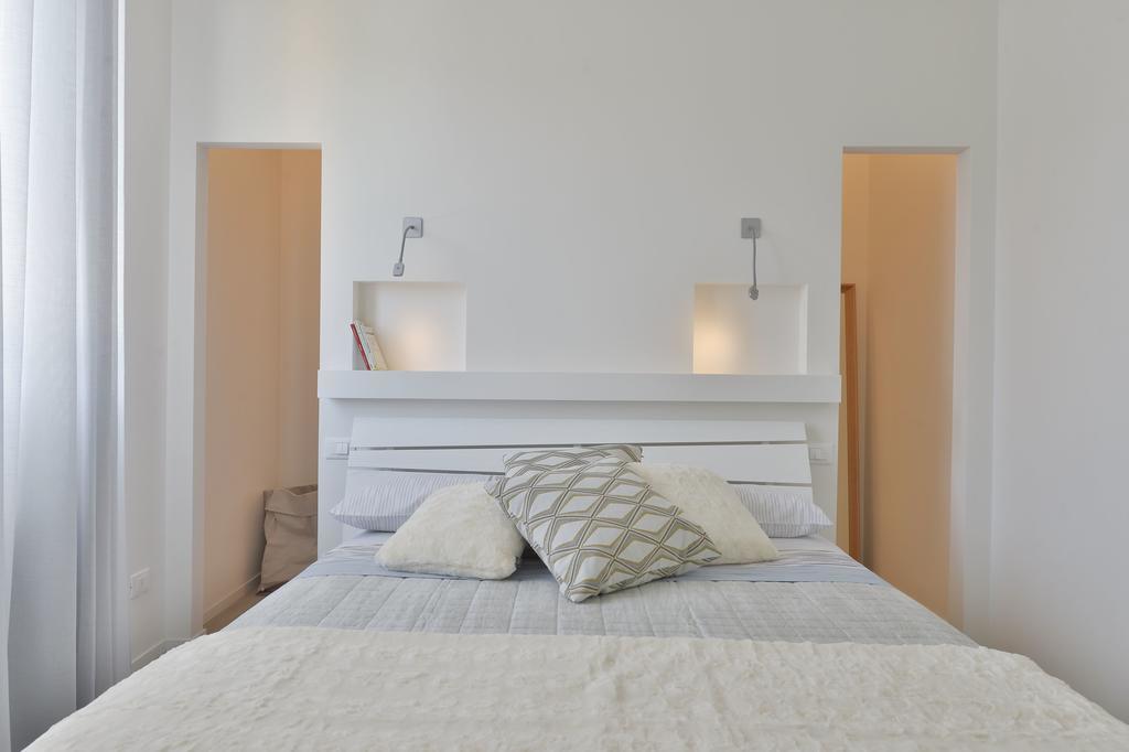 Ur-nest Vestri - Golden *
