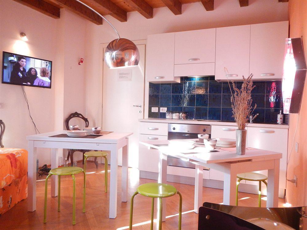 Via Punta 8 Bed & Breakfast *