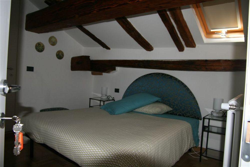 B&B And Home La Piazzetta Della Pioggia 2* Bologna