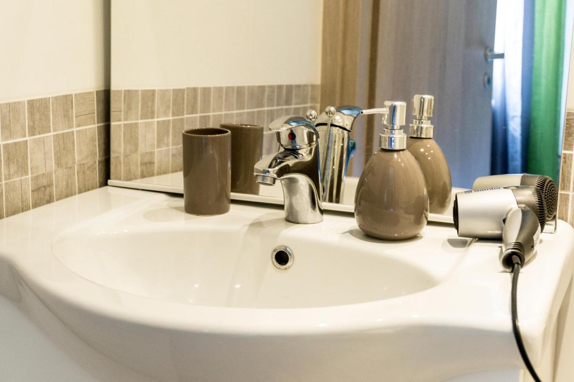 Gobetti Guest house 2*