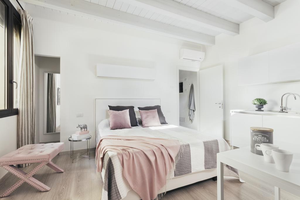 Opera Apartment