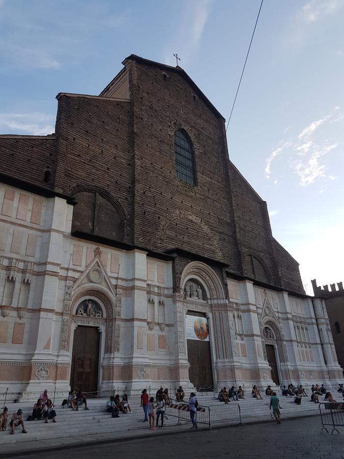 Well.b * Bologna