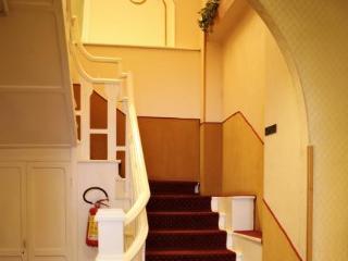 Centrale Hotel 2*