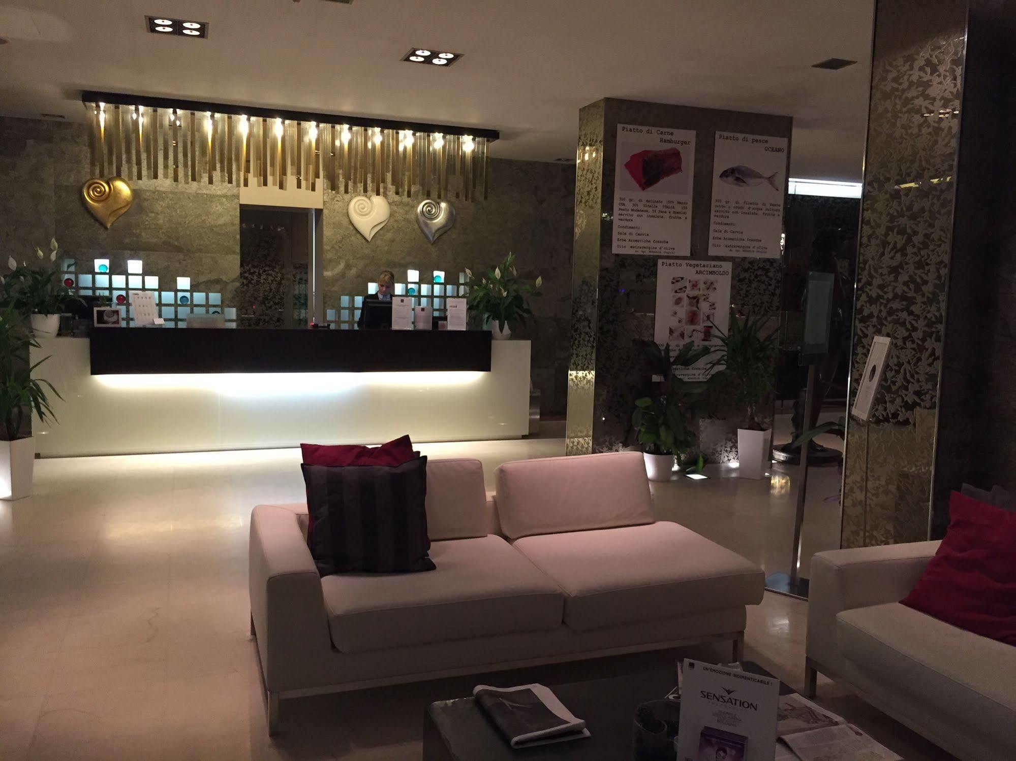 Hotel 4 Viale Masini