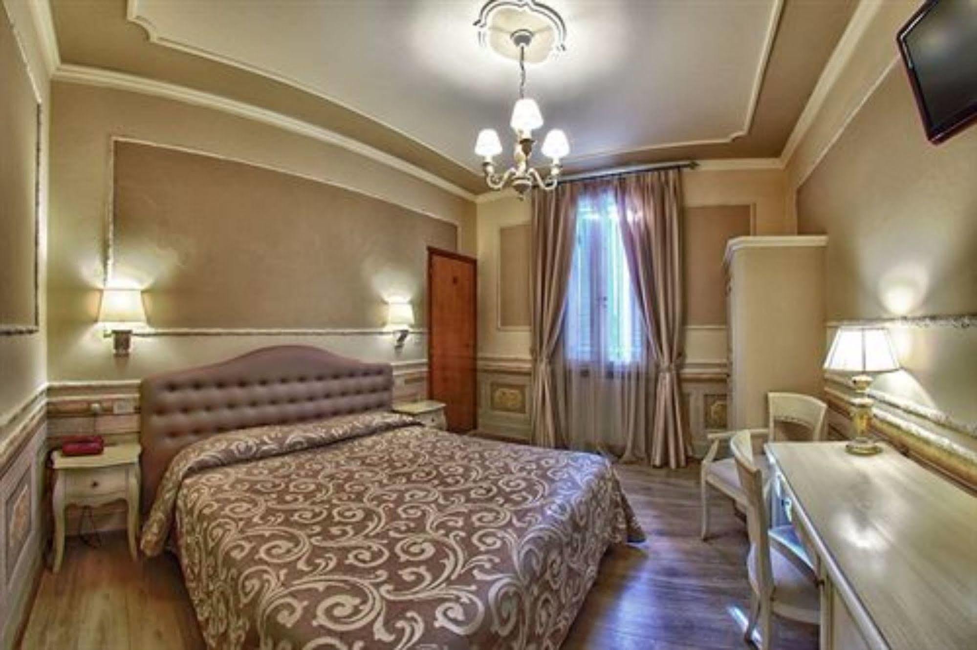 Pedrini Hotel Bolonha