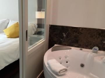 4 Viale Masini Design Hotel 4*