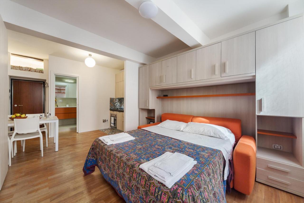 San Felice Colourful Apartment *