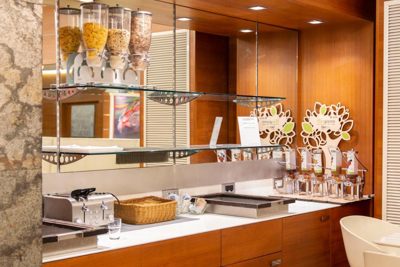 4 Viale Masini Hotel 4*