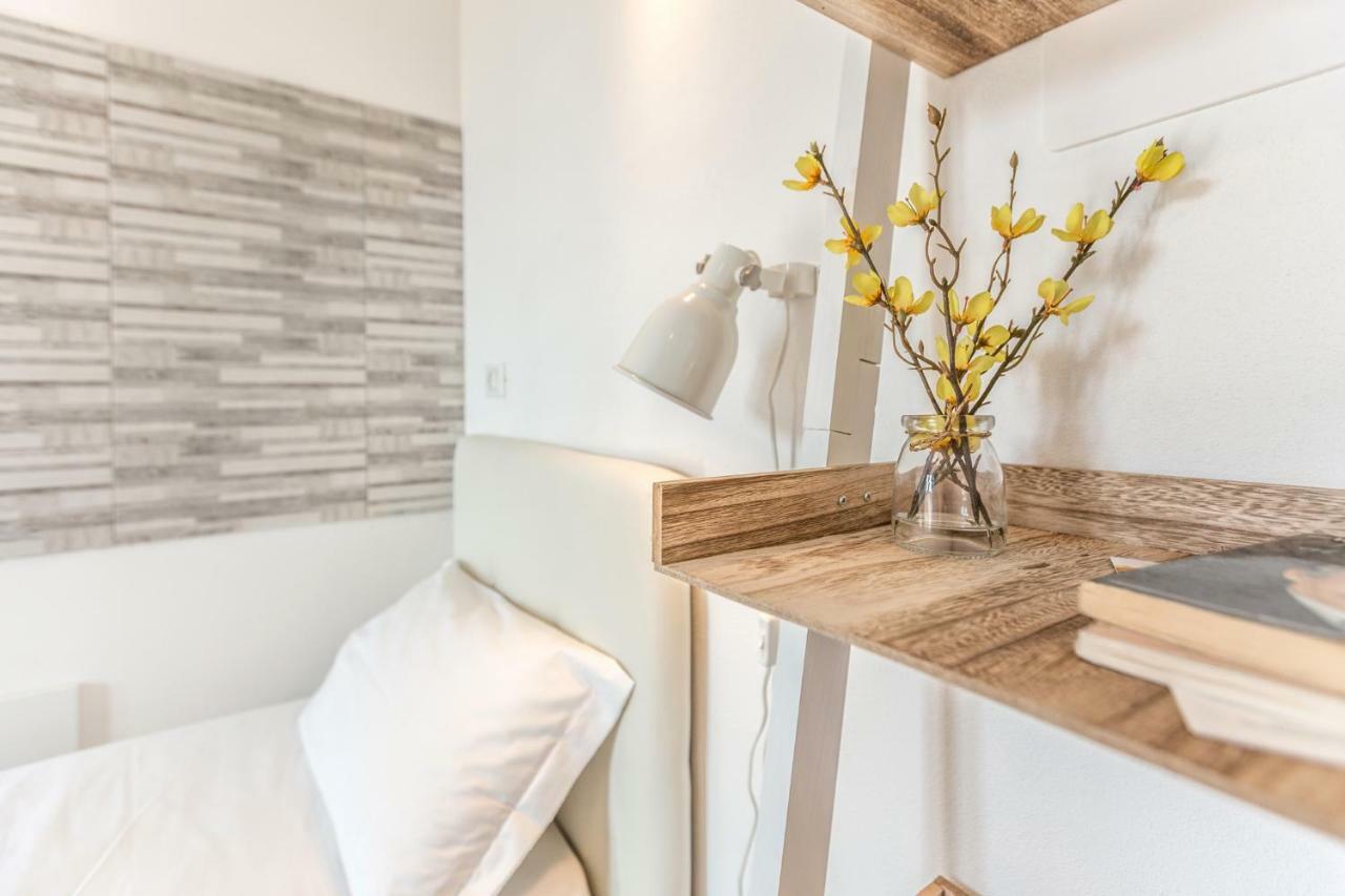 Apartment Executive *
