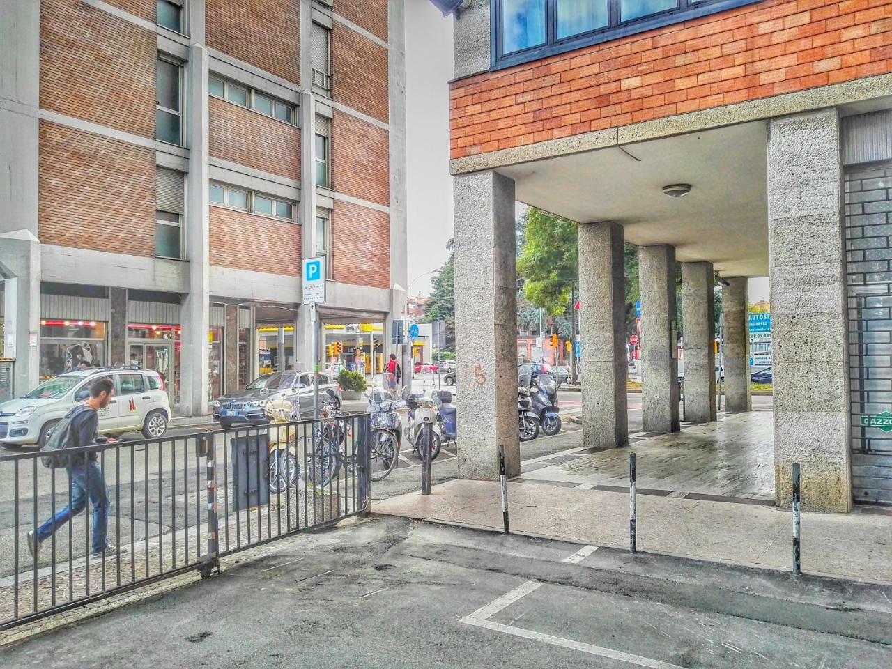 Executive * Bologna